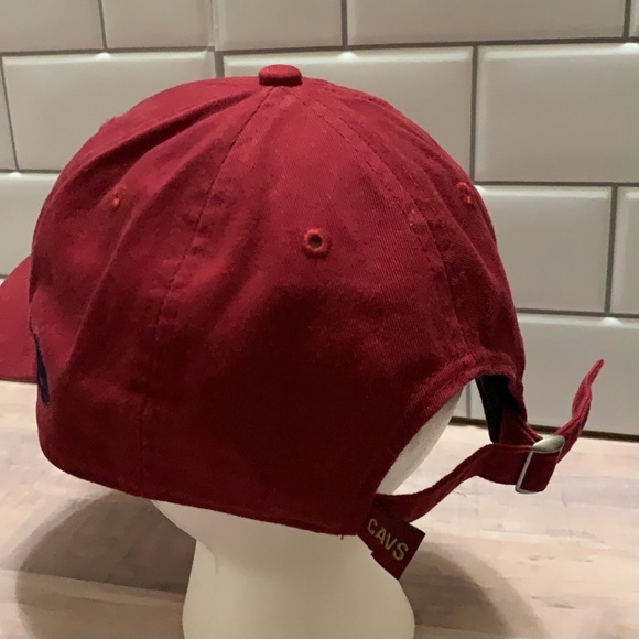 NEW ERA CLEVELAND CAVALIERS CORE CLASSIC 9TWENTY ADJUSTABLE HAT - MAROON - Picture 3 of 8